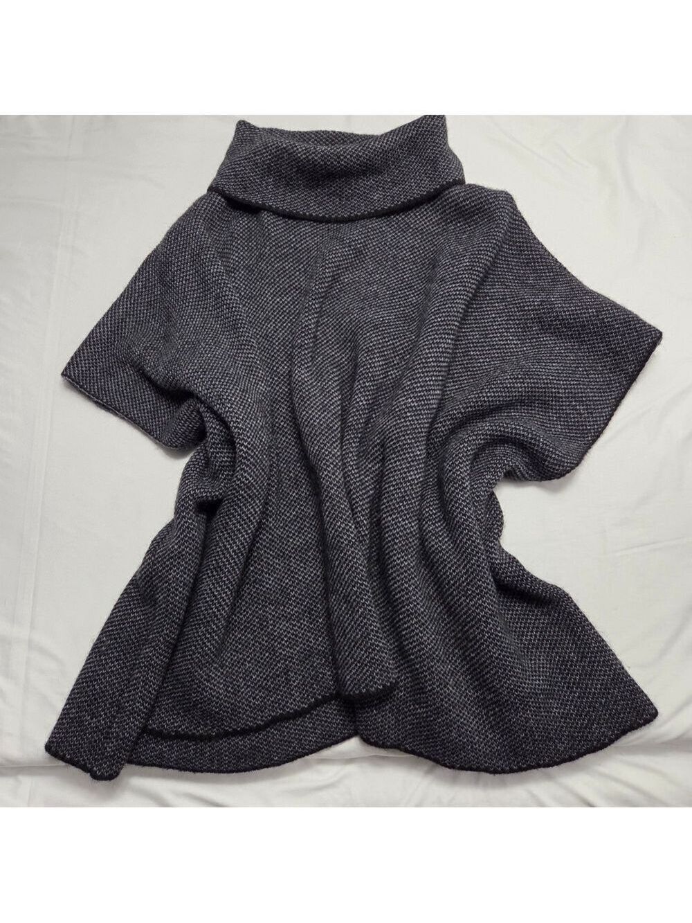 Elisabetta Italy Alpaca Wool Blend Oversized Poncho Cape Size SMALL